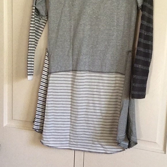 Top - Picture 4 of 5